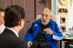 Фидель Кастро увидел в НАТО нацистов Фидель Кастро увидел в НАТО нацистов
